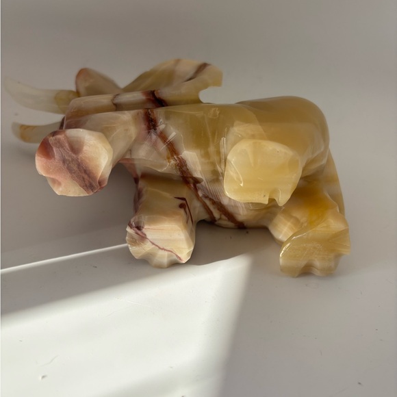 Artisan Marble Elephant Sculpture - Tan and Cream - Picture 6 of 8